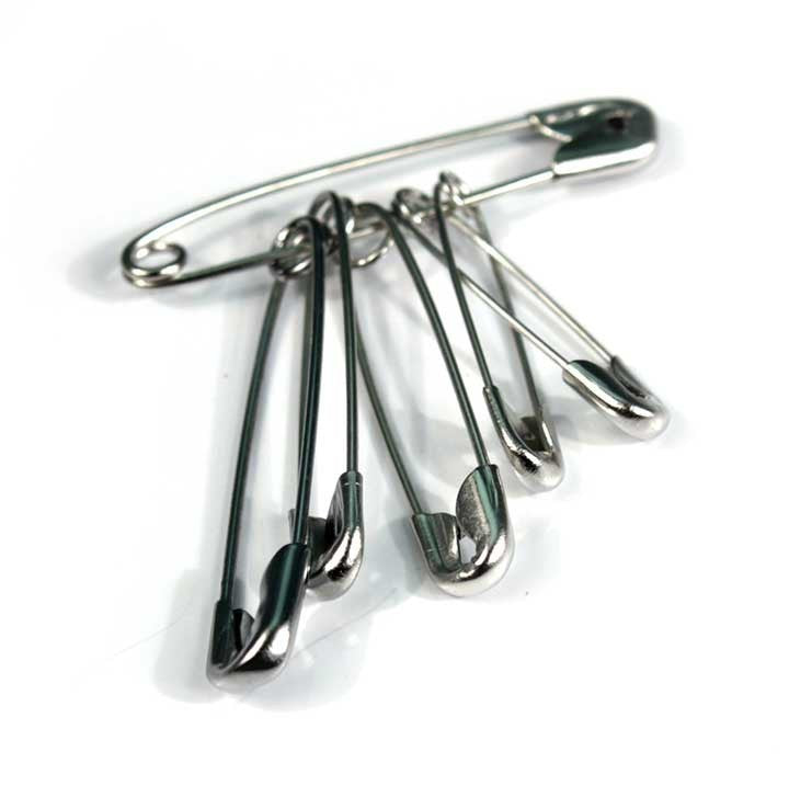 Safety Pins x 6